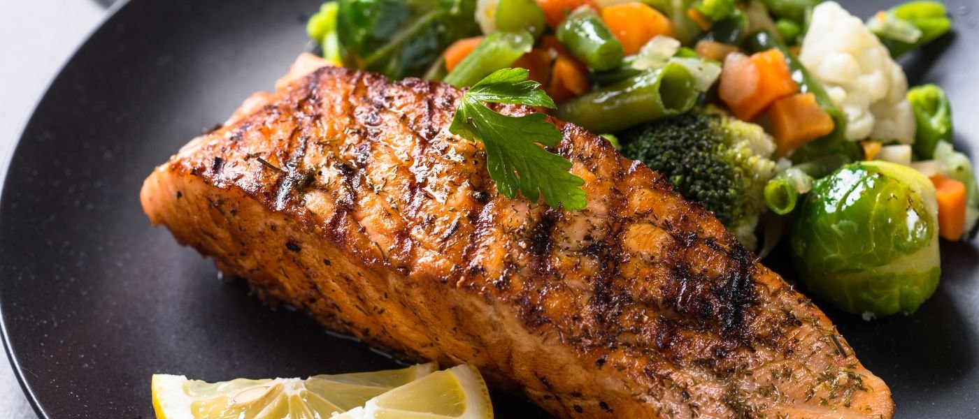 Salmão na Manteiga: Receita Rápida Para o Jantar da Semana